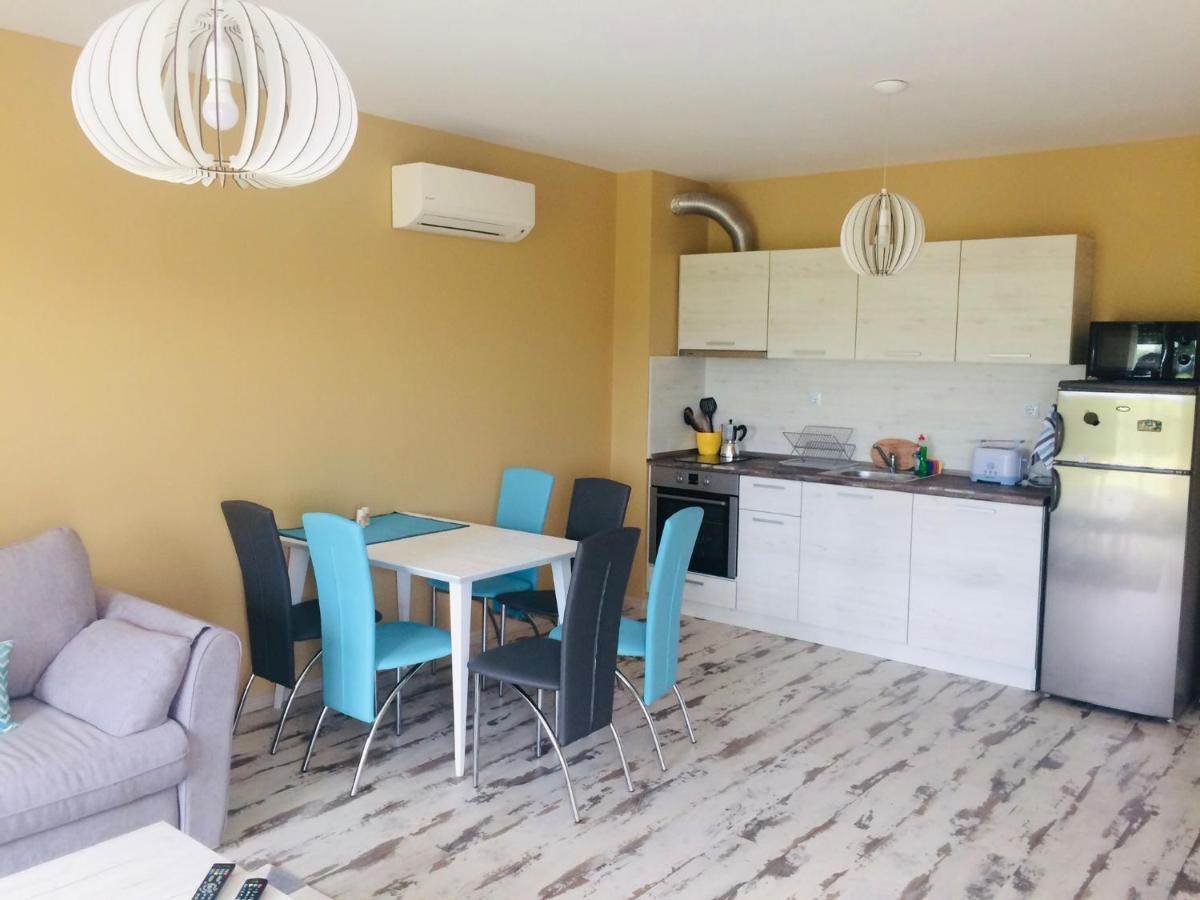 Apartments In Complex Sunny Island Deluxe Τσερνομόρετς Εξωτερικό φωτογραφία
