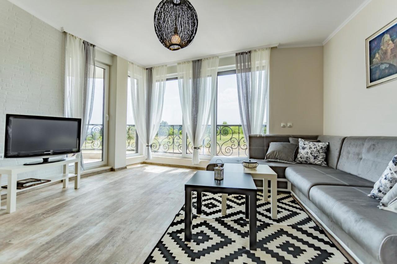Apartments In Complex Sunny Island Deluxe Τσερνομόρετς Εξωτερικό φωτογραφία